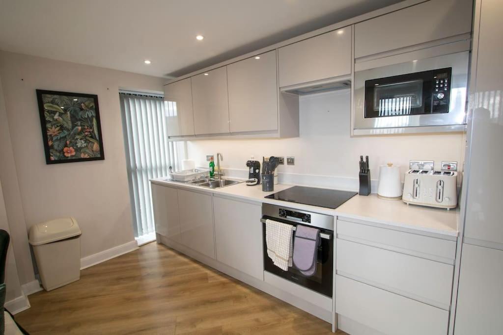 Cosy 1 Bed Apartment In Central Leeds Leeds  Esterno foto